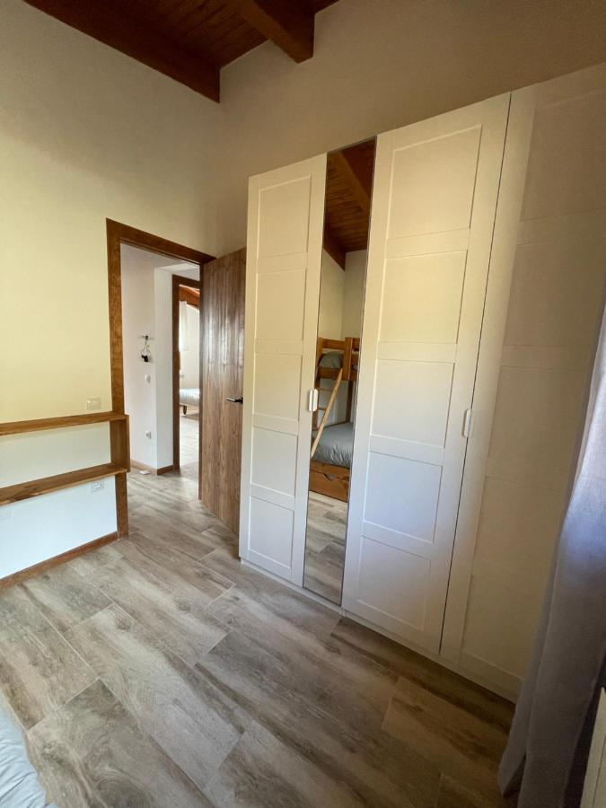 Casa De Les Escoles, Espinalbet - Alberga Castellar del Riu Екстер'єр фото