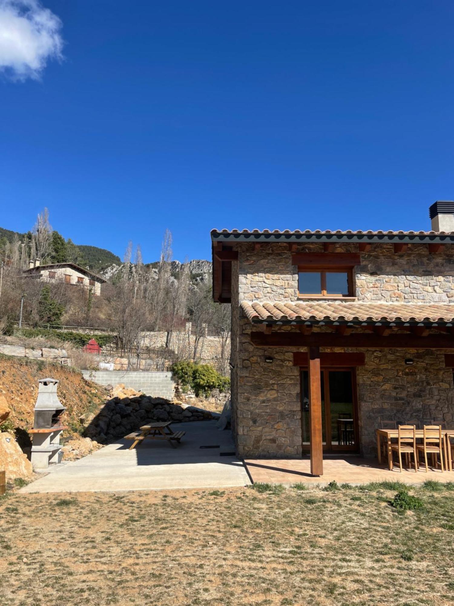 Casa De Les Escoles, Espinalbet - Alberga Castellar del Riu Екстер'єр фото
