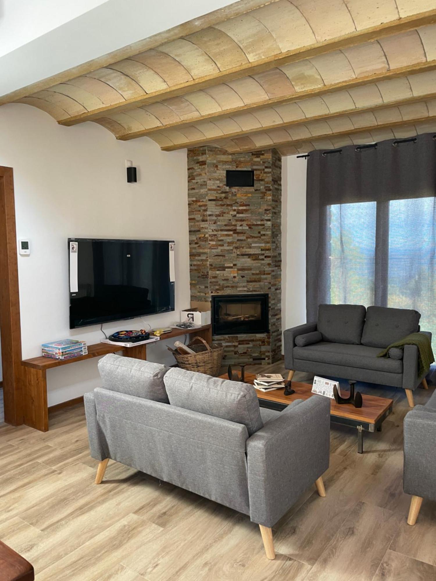 Casa De Les Escoles, Espinalbet - Alberga Castellar del Riu Екстер'єр фото