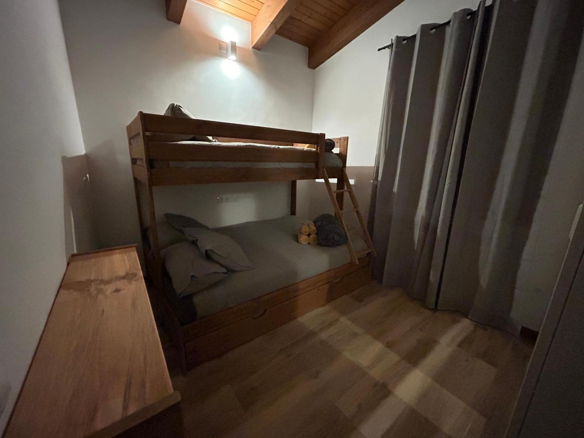Casa De Les Escoles, Espinalbet - Alberga Castellar del Riu Екстер'єр фото